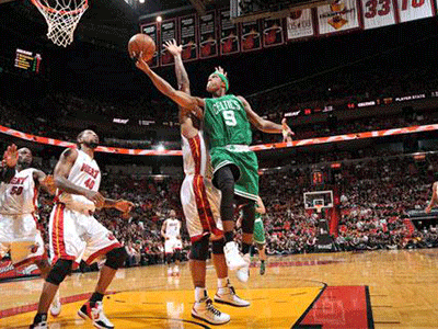 雨燕免费观看nba直播比赛免费_免费观看雨燕免费观看nba直播比赛APP手机版|玩球直播